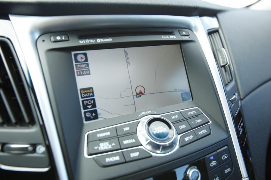  Hyundai Sonata 2.0T 2010 года  (фото 26 из 67)